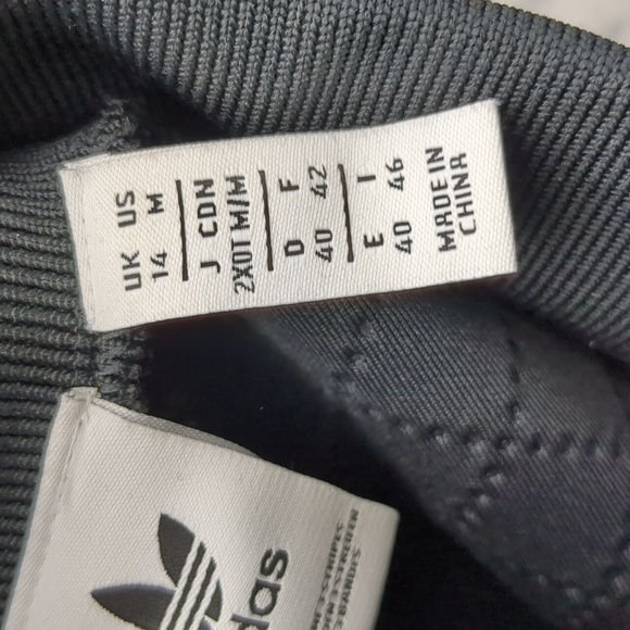 Adidas black block sweatshirt - Picture 7 of 8